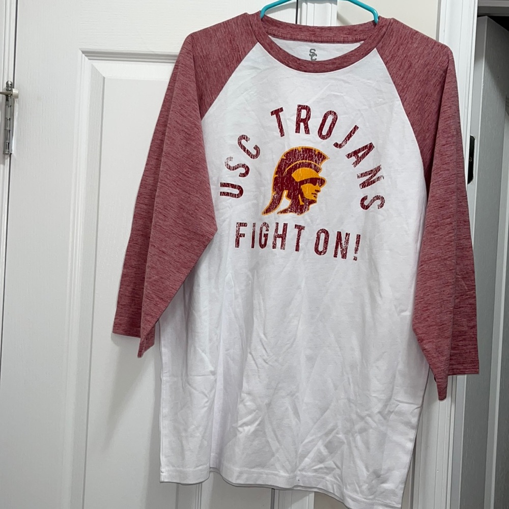 - - USC Trojans “ FIGHT ON” Long Sleeve Tee